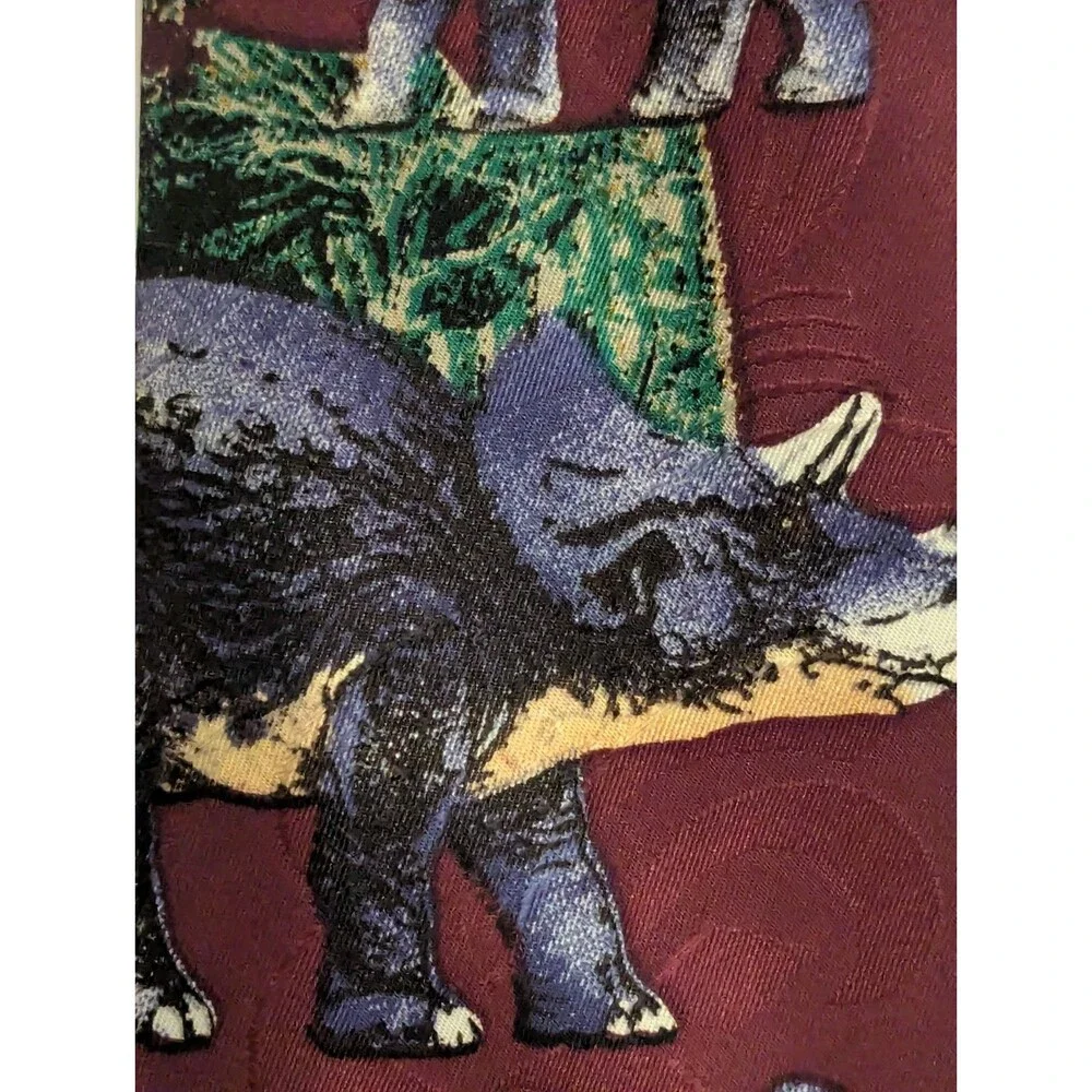 Vtg 1993 Jurassic Park Triceratops Necktie MBP Maroon Dinosaur Movie Promo Tie